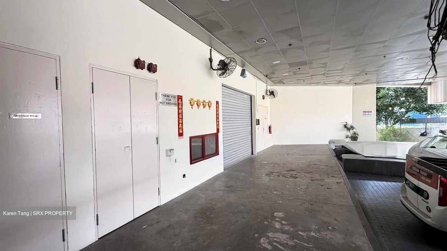 Jay Gee House (D13), Factory #546767361